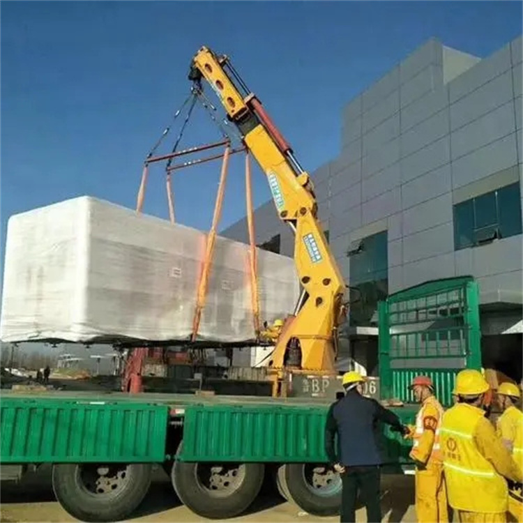 淮阴随车吊是否可以进行长途运输